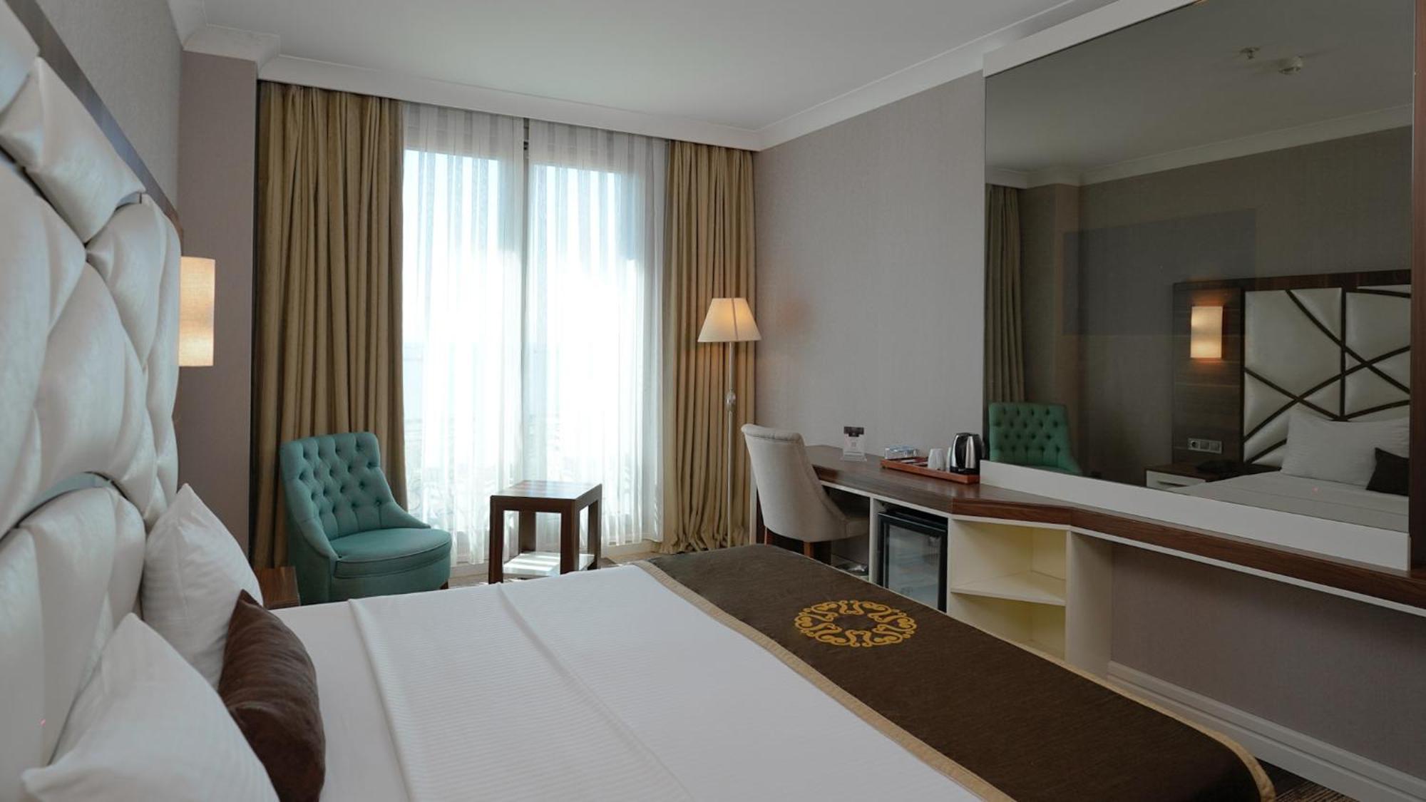 The Grand Mira Business Hotel Istanbul Exterior photo